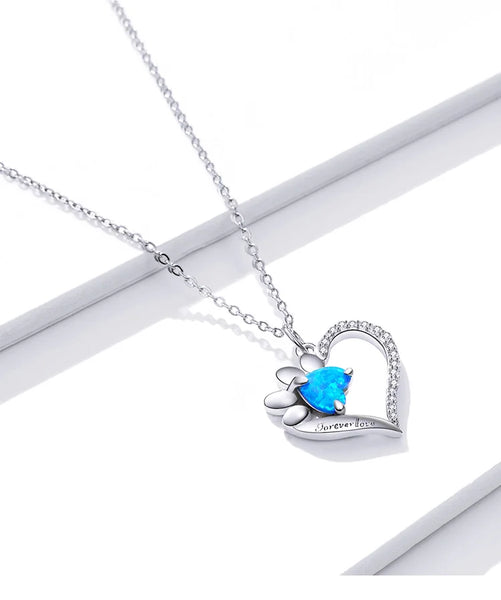 925 Sterling Silver Blue Zircon Paw Dazzling Heart Shaped Pendant Necklace