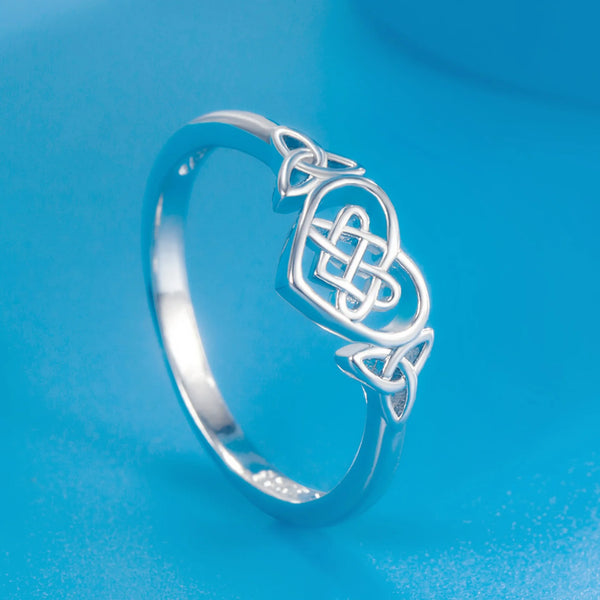 Fashion Love Heart Celtic Knot Ring